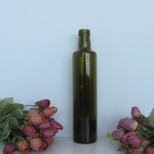 Glass bottle with screw cap for olive oil or vinegar
