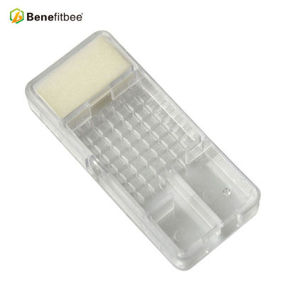 Professional PP Beekeeping Equitment Transparent Queen Bee Cage For Queen Rearing