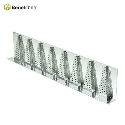 Wholesale Anti-Rust Galvanized Iron Beehive Entrance Robbong Guarder For Beehive Accessoricess