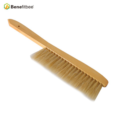 High Quality Dual Rows Bristles Wooden Handle Bee Brushes For Beekeeping Tools With Good Price