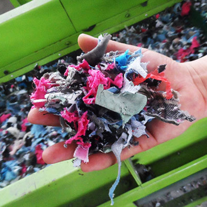 Leather and Textile Shredder in Waste Recycling