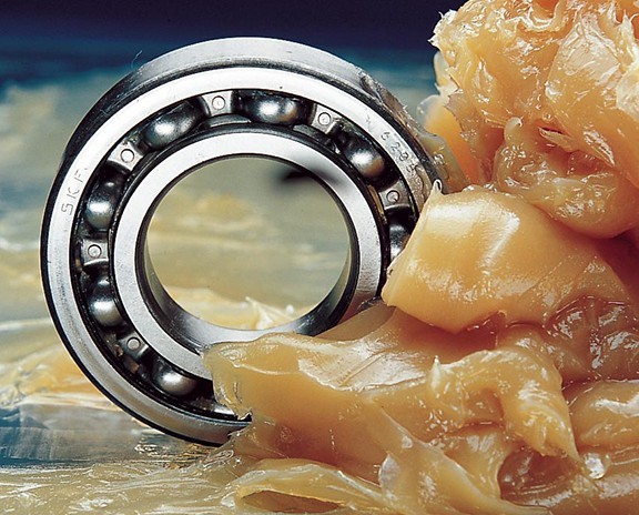 Q: What is bearing grease lubrication?