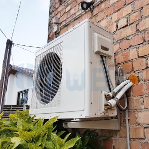 AC/DC on grid hybrid solar air conditioner 9000 BTU solar powered room air conditioner for sale