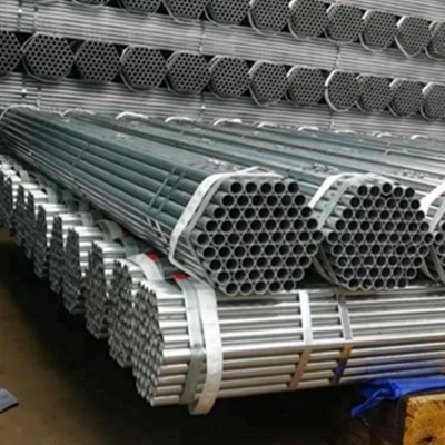 Tubo de acero al carbono galvanizado de 48,3 mm utilizado en la industria química