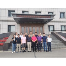 Representatives of the 2021 steel pipe export symposium visit Tianjin Youfa Steel Pipe Group.