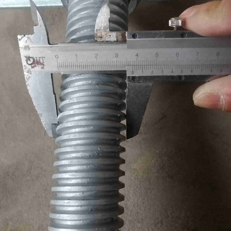 screw jacks scaffolding