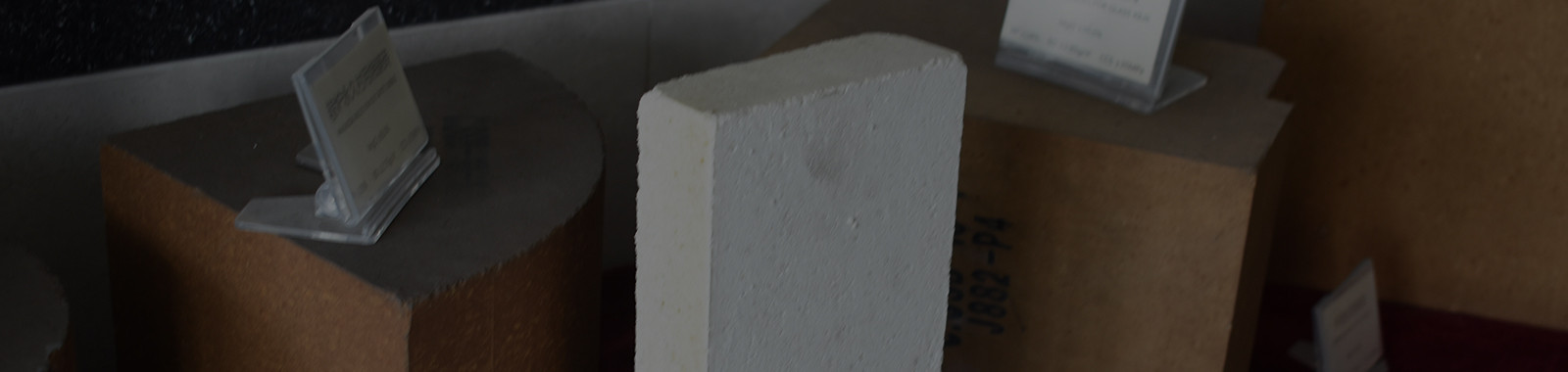 Alumina Magnesia Spinel Bricks