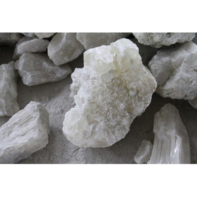 YUTONG REF white fused magnesia 98% WFM Large crystal Fused Magnesia oxide Block For Refractory