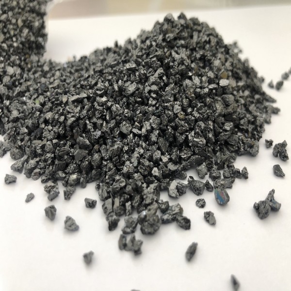 YUTONG REF schwarzes Siliziumkarbid 97,5 % SiC für feuerfeste Materialien