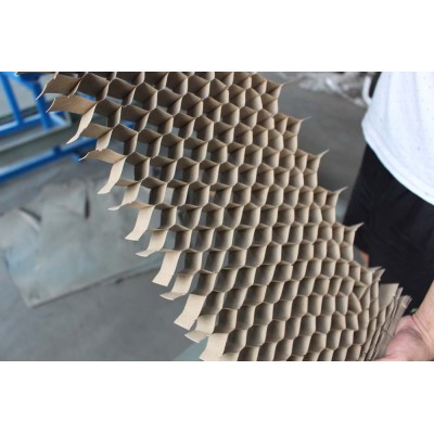 100 and 140 gsm paper honeycomb core from Chinese manufacturers
