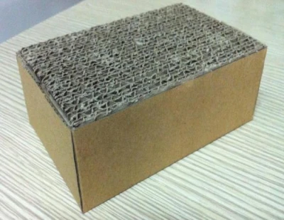 Invert corrugated board - pallet feets material