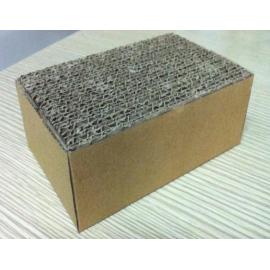 Invert corrugated board - pallet feets material