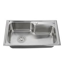 What are the advantages of stainless steel sinks?