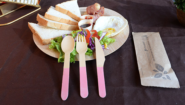 HIGH QUALITY WOODEN CUTLERY,