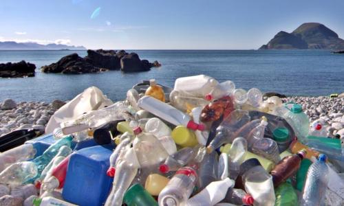 Die Bedeutung der Reduzierung des Plastikverbrauchs – Warum sollten wir weniger Plastik verwenden?