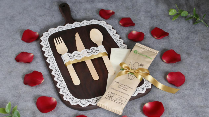 Eco Cutlery in Events: Transforming Weddings and Festivals with Wooden Sets