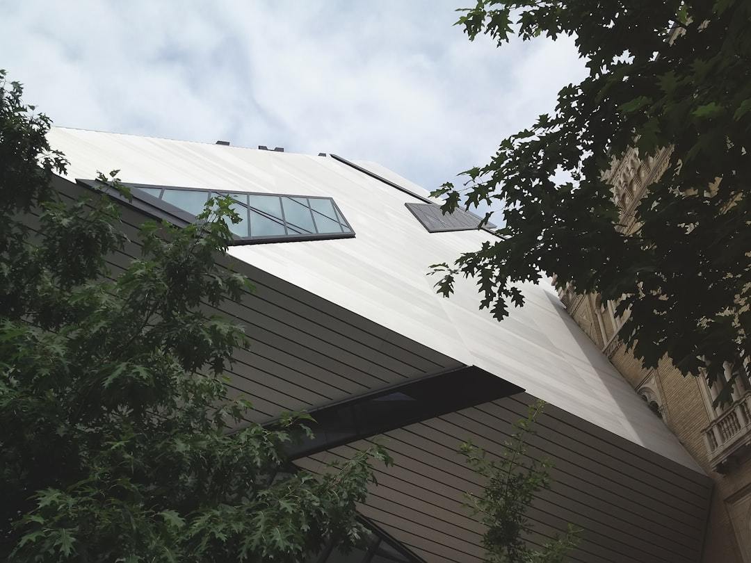 Elevating Roofing Excellence: How Standing Seam Rolling Machines Boost Efficiency and Durability