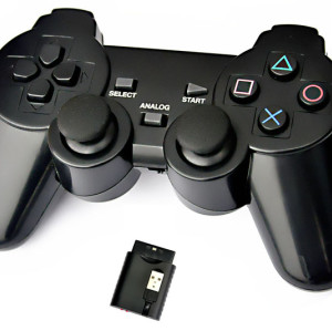 Controlador inalámbrico 3 en 1 2.4G para PS2 / PS3 / PC Dos colores