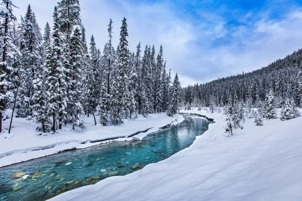 Calcium Chloride Principle Of Application As Snow Smelting Agent BY:Jessie