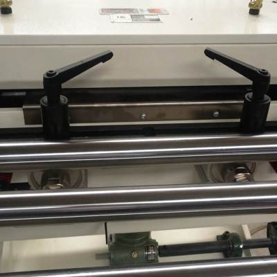 RNC-200 Servo Roller Feeder For Metal Stamping Line
