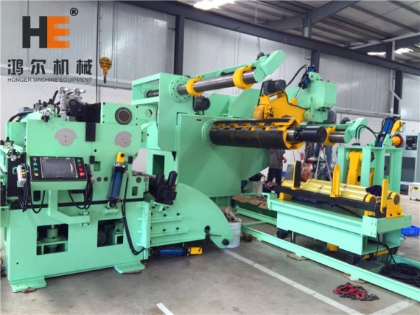 GLK4-1600 For 1600mm Metal Coil Strip Automatic Feeding Compacted Punch Machine