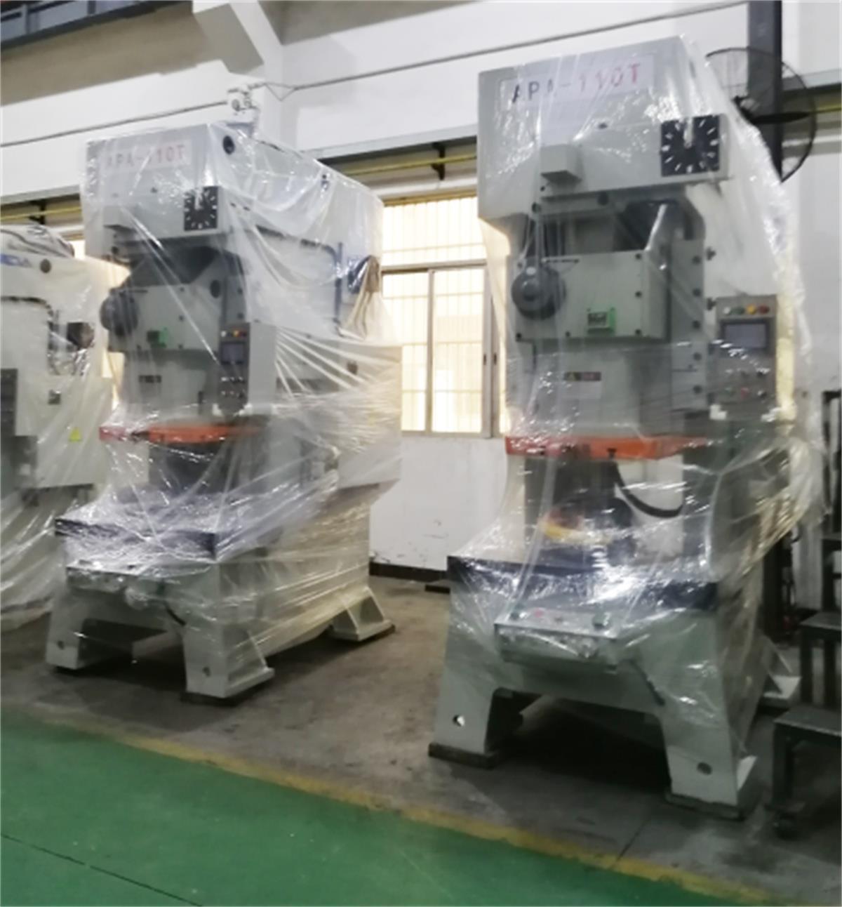 2 sets of APA-110 high precision gap press are ready for shipment