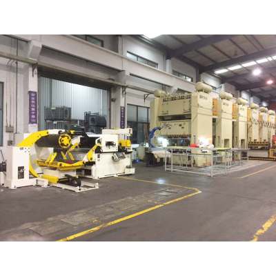 GLK3-1300 Unit Coil Feeder Machine Compact Press Punching For Cover Of Air Conditional