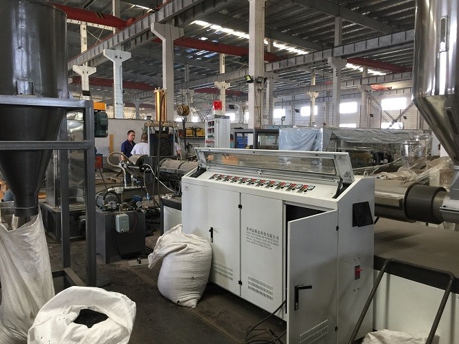 Machine testing successfully for PE recycling and Granulating line