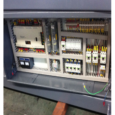 CST470-11/3100  Injection Molding Machine