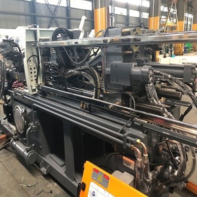 CST470-Ⅰ/2800 injection molding machine
