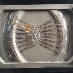 Multi-cavity injection machine disposable plastic fork mold
