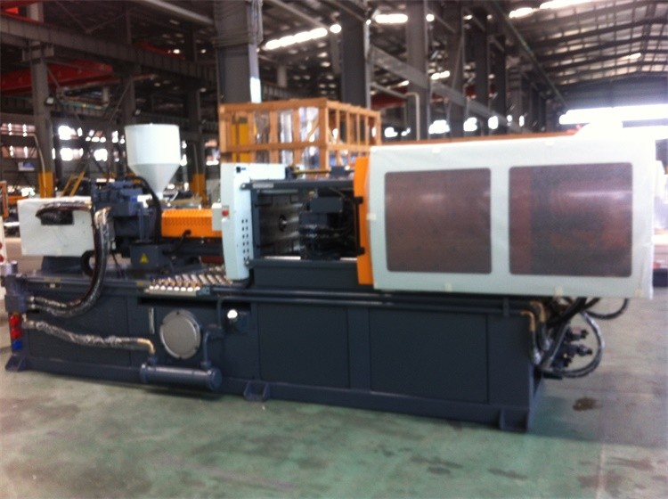 Development of multicolor injection molding machines