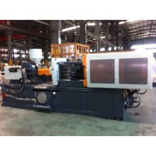 Development of multicolor injection molding machines