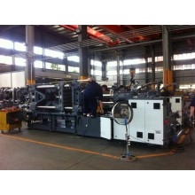 The solution to mold opening vibration of injection molding machine