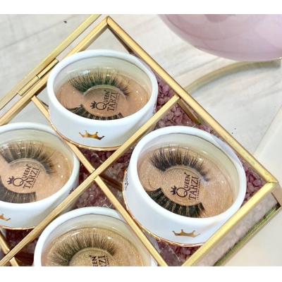 Custom promotional round eyelash boxes with PVC window and golden foil logo