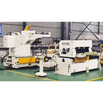 Three in one unwinding and straightening machine offset feeder