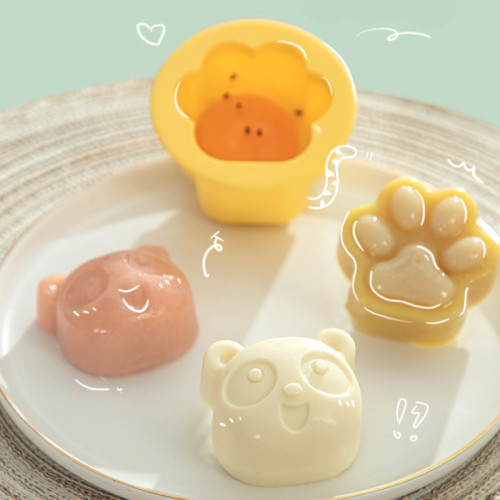 Factory Wholesale Custom Toddler Baby Bear Paw Jelly Cake Mold Silicone Training Cup for Infants