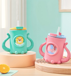 Custom Cartoon Handles Insulated Reusable Kids Toddler Sippy Training Cups Silicone Sleeves