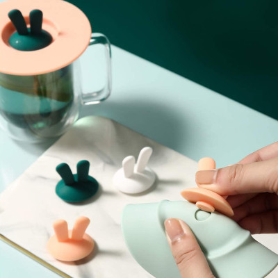 Custom Cartoon Rabbit Wholesale Anti-dust Airtight Seal Mug Cover Silicone Drink Cup Lids