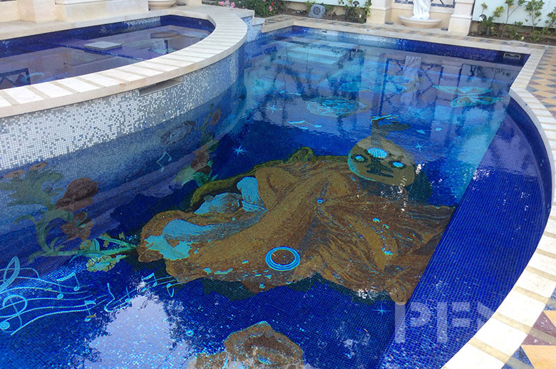Beverly Hills villa swimming pool