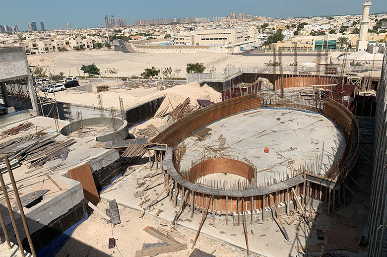 DOHA MODERN PALACE PROJECT swimming pool under construction