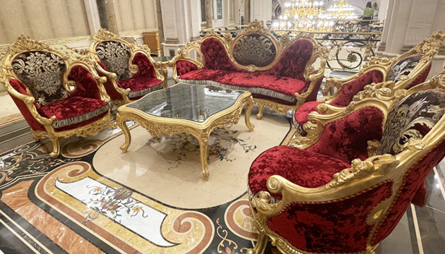 1. Italy luxury living room furniture sets
