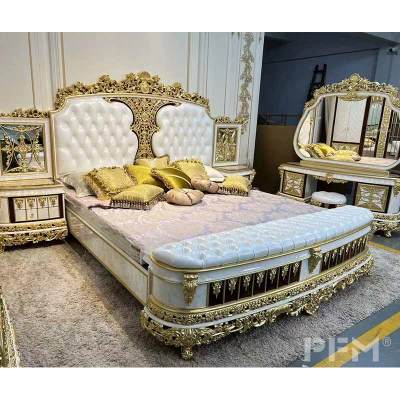 China manufacture custom classic grand bed luxury bedroom furniture carved solid wood king bed