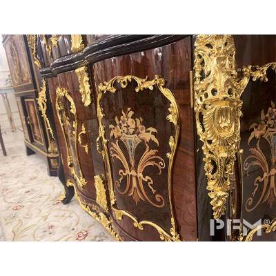 Royal vintage wine cabinet lacquered wood glass-frame cabinet gold carving decor丨dinning room丨livingroom