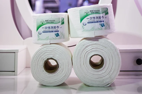 100% Spunlace Non-woven  Viscose Fiber Disposable Cleaning Face Towel Roll for Washing Face