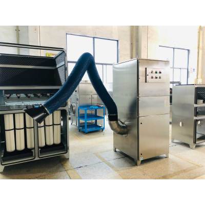 Industrial Welding Fume Extractor with Flexible Arm