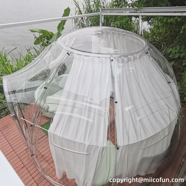 The difference between an inflatable tent and MiicoFun bubble dome tent
