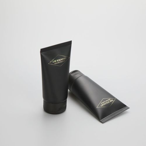 100ml matte black cosmetic plastic men facial cleanser tube with black flip top cap