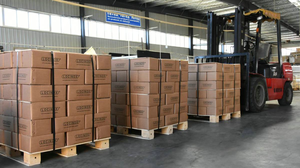 livraison d'emballage pour pièces d'usinage CNC