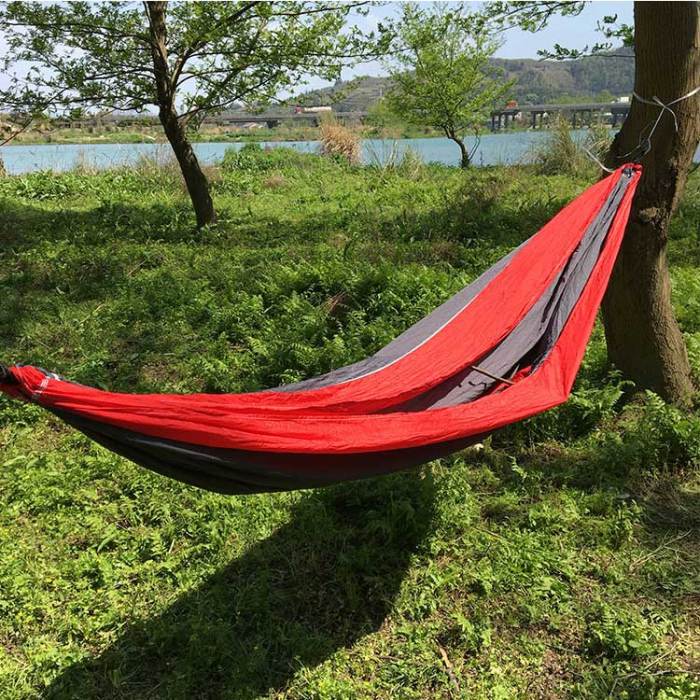 2019 High quality Outdoors Backpacking Survival or Travel Single Nylon Hammock 150kg